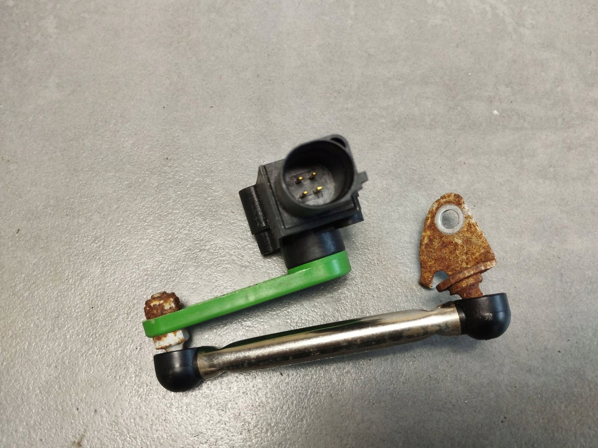 Audi A5 Sportback 8TA LAMP LEVELING SENSOR RIGHT REAR 8K0907503