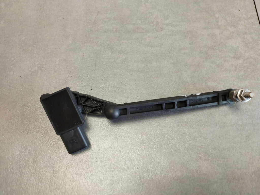 Audi A6 Allroad C8 LEVELING SENSOR RIGHT REAR 4K0907504