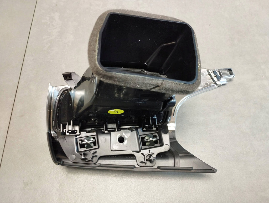 Audi A7 4G 2016 AIR GRILL LEFT 4G1820901
