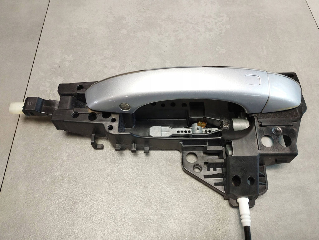 Audi A7 4G 2016 DOOR HANDLE LEFT REAR KESSY LED CHROME LZ7G