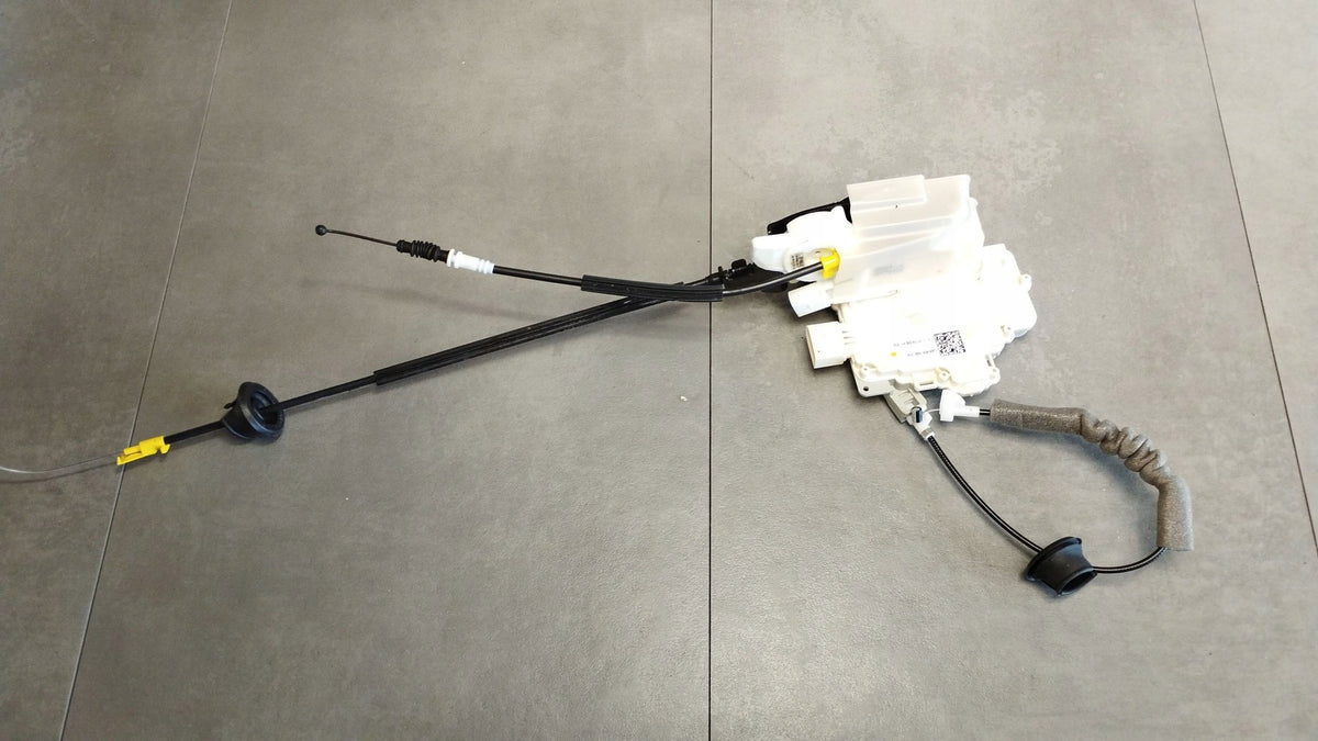 Audi A7 4G 2016 DOOR LOCK RIGHT REAR 4G8839016