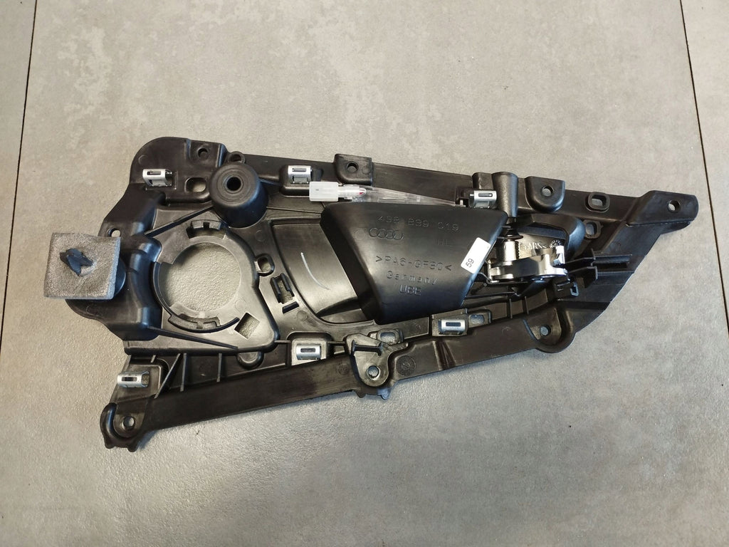 Audi A7 4G 2016 INTERIOR DOOR HANDLE LEFT REAR 4G8839019