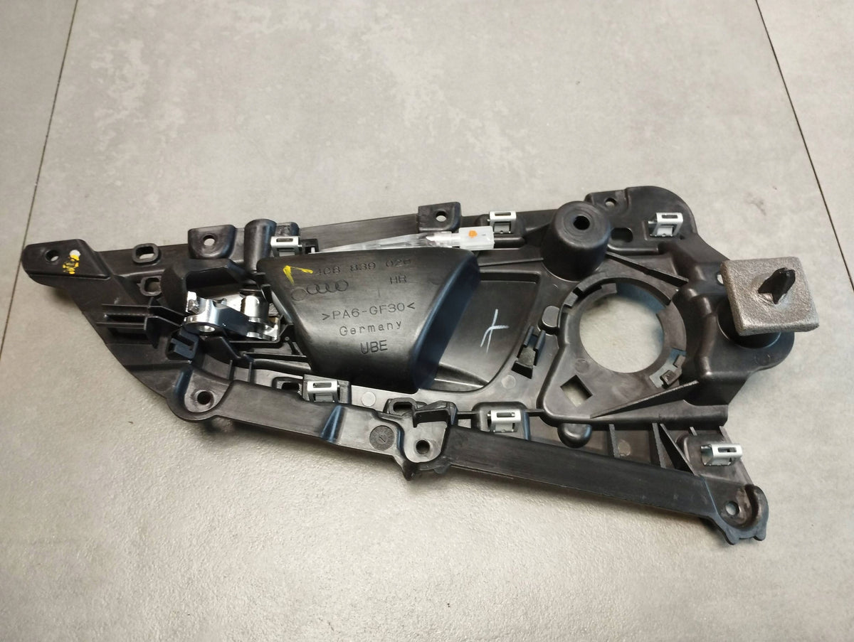 Audi A7 4G 2016 INTERIOR DOOR HANDLE RIGHT REAR 4G8839020
