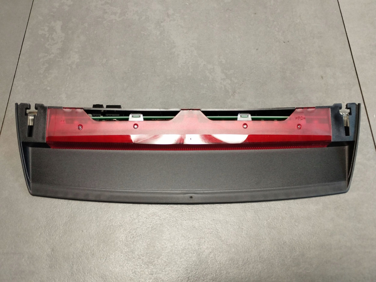 Audi A8 D4 4H ADDITIONAL LIGHT STOP 4H0945097
