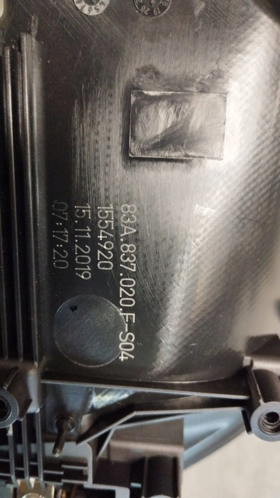 Audi Q3 F3 83A INTERIOR HANDLE RIGHT REAR 83A837020F