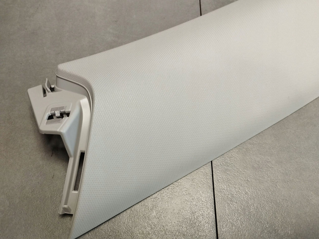 Audi Q3 F3 83A Post cover C RIGHT 83A867288