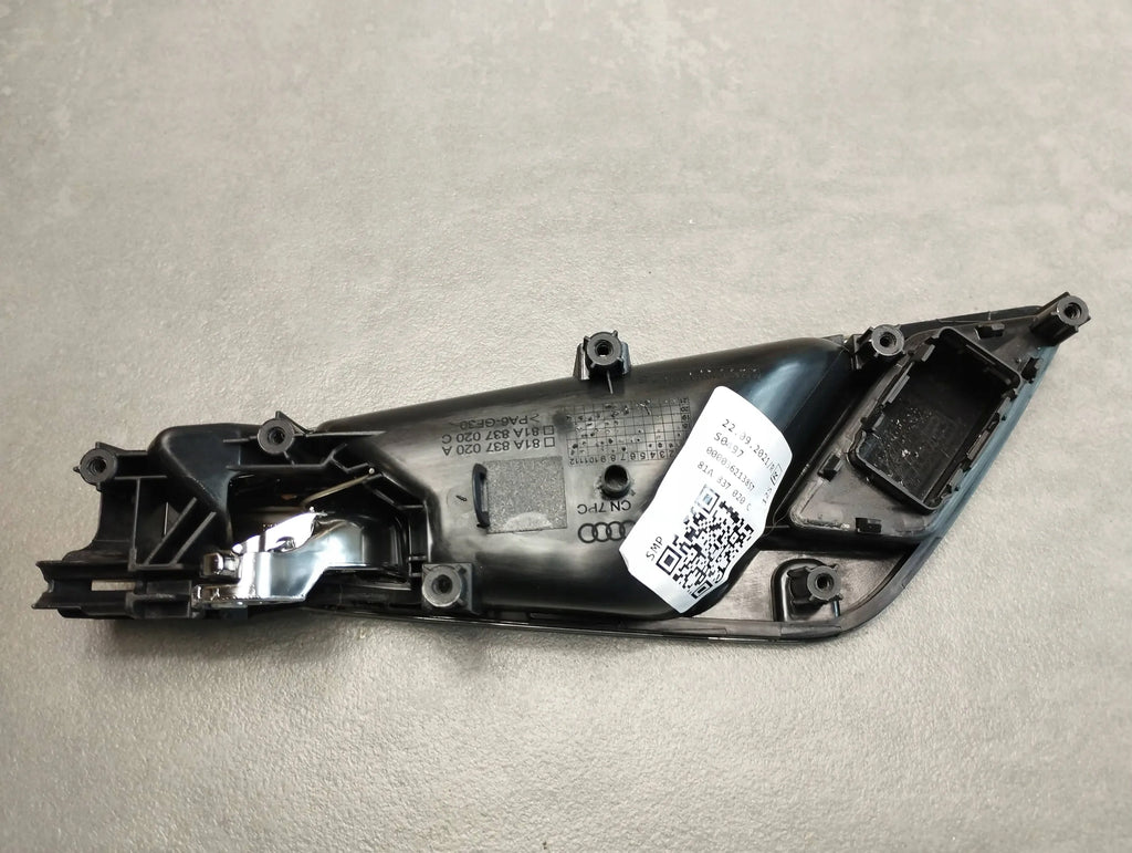 Audi Q4 e-tron INTERIOR DOOR HANDLE RIGHT FRONT 81A837020C
