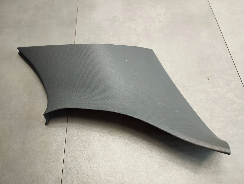 Audi Q4 e-tron POST COVER 89A867246 RIGHT