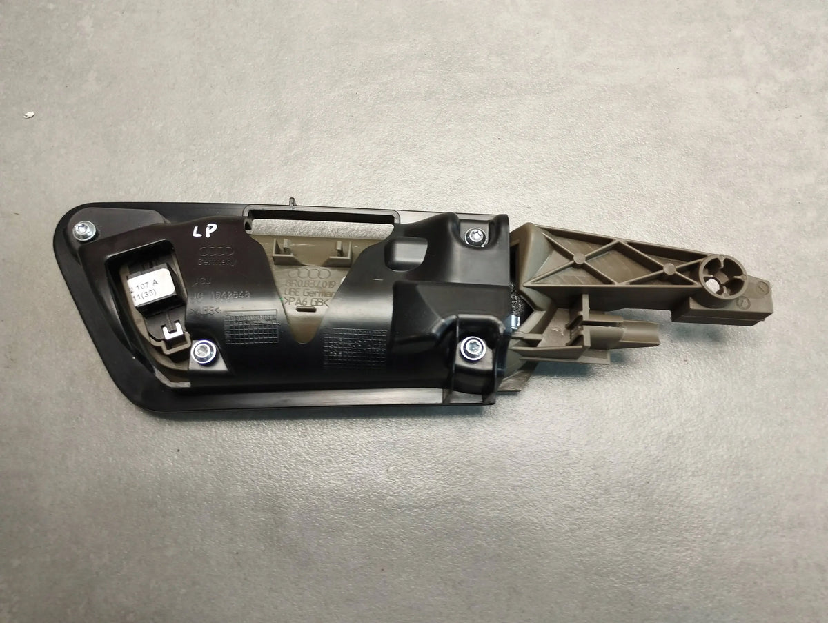 Audi Q5 8R DOOR HANDLE EXT LEFT FRONT 8R0837019