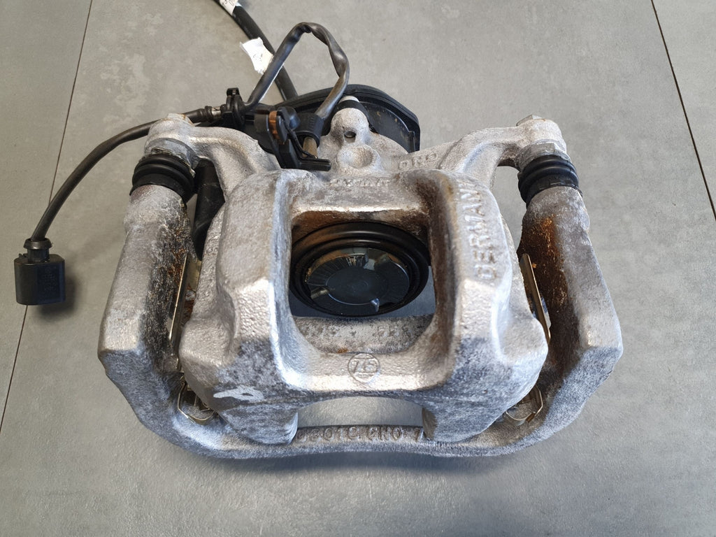 Audi Q6 e-tron Brake caliper right rear 95C615406AF