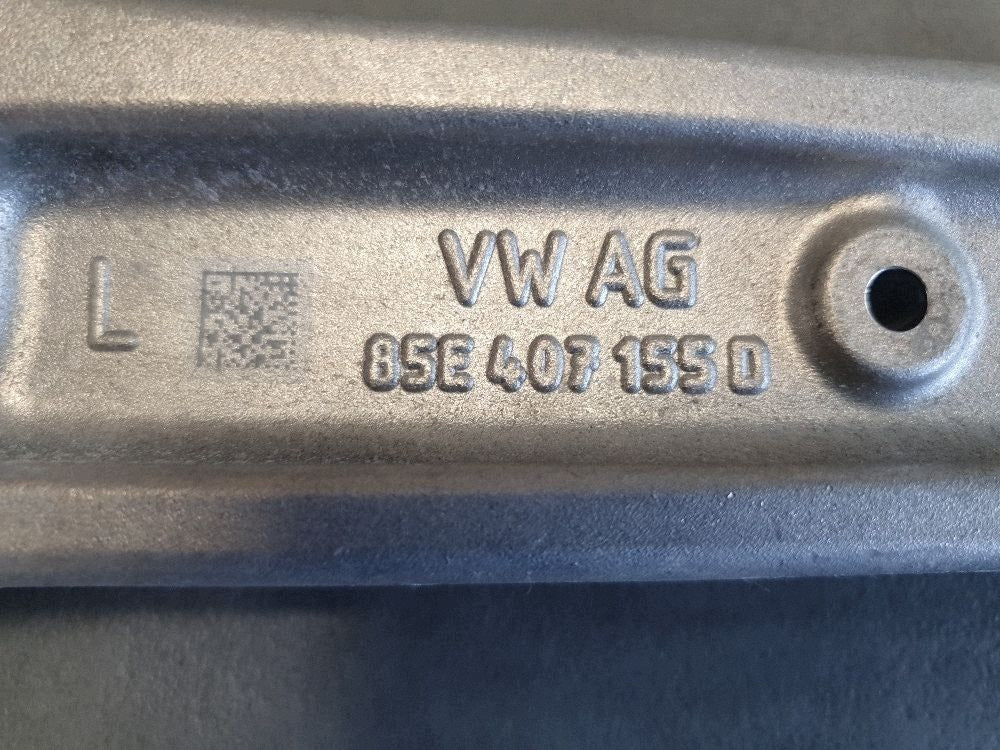 Audi Q6 e-tron Front Left Control Arm Front 85E407151M