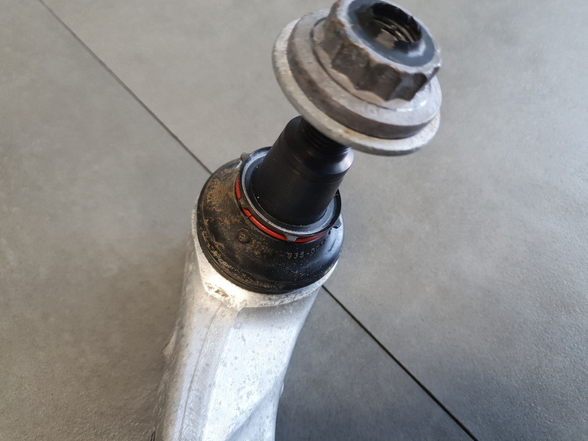 Audi Q6 e-tron Front Lower Left Control Arm 85E407693H