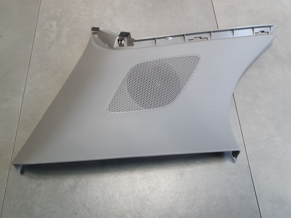 Audi Q6 e-tron Post cover D left 85H867245A
