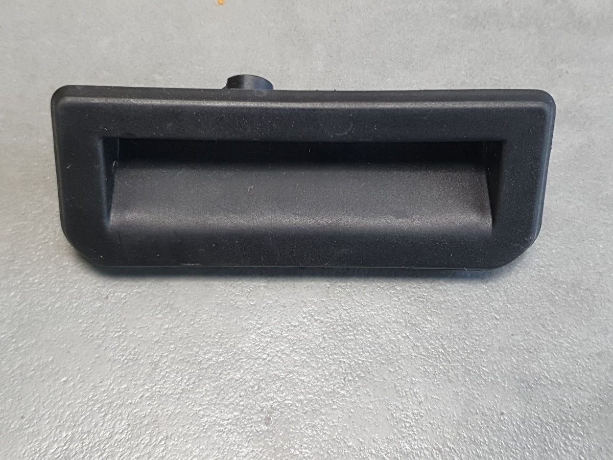 Audi Q6 e-tron Tailgate handle 6V0827566