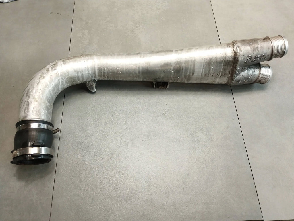 Audi Q7 4L AIR HOSE 7L6145945G