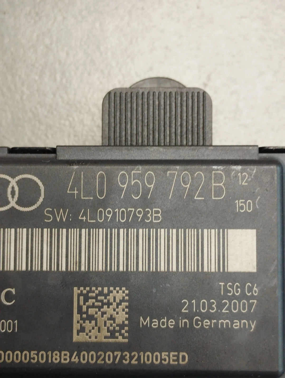 Audi Q7 4L DOOR MODULE 4L0959792B