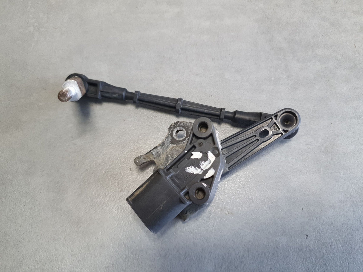 Audi Q7 4M Leveling Sensor Right Rear 4M0941310G
