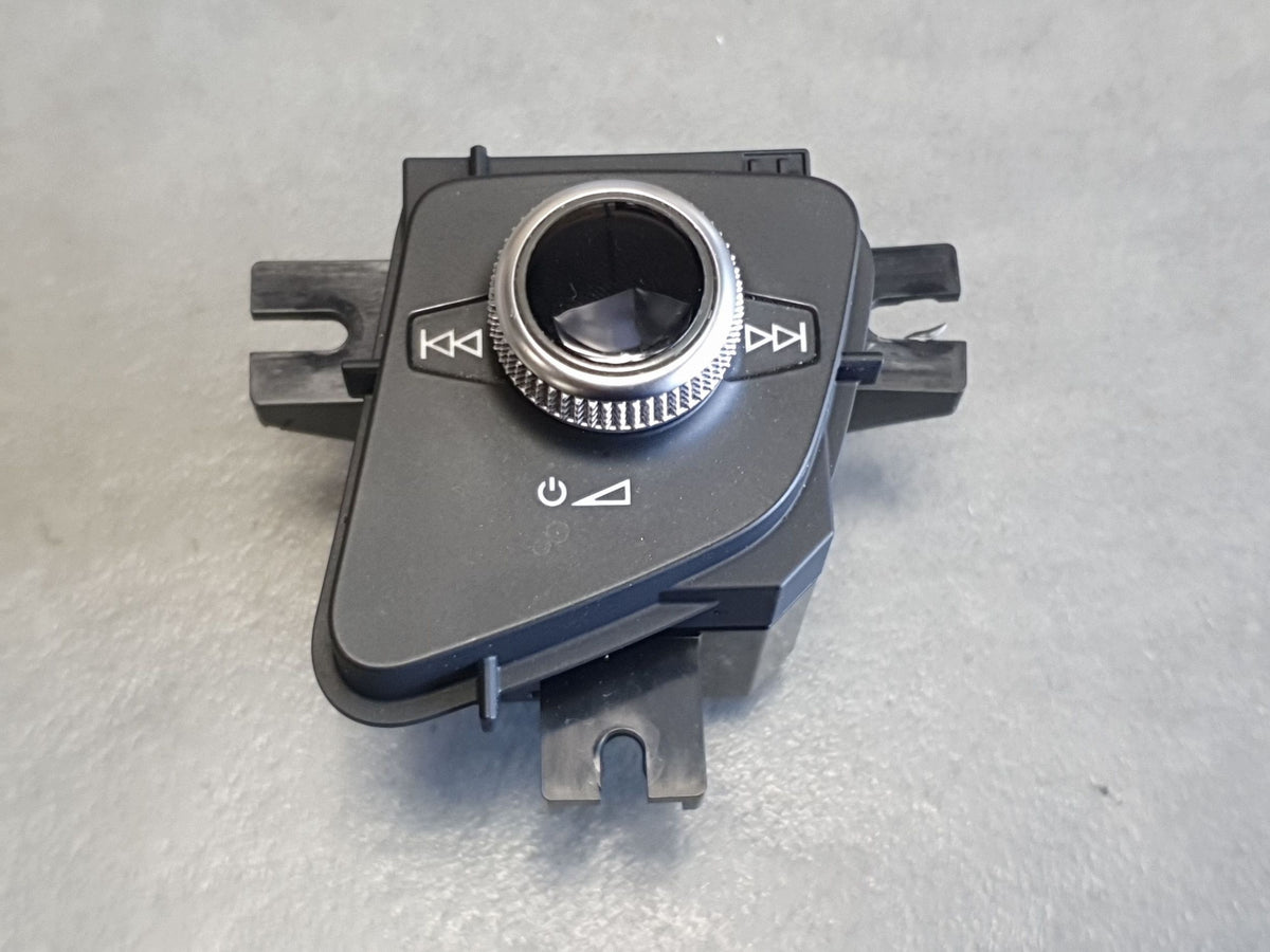 Audi Q7 4M Volume knob 4M1919616B