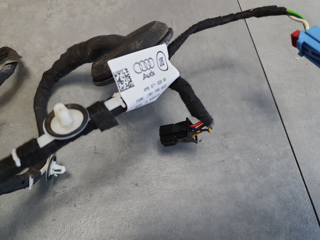Audi Q7 4M door harness left front 4M0971029GA
