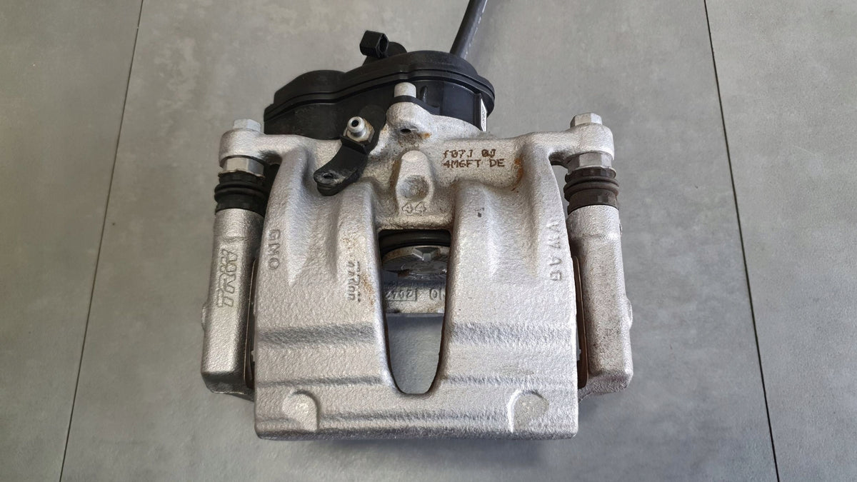 Audi Q8 Brake caliper right rear 4M040GFT