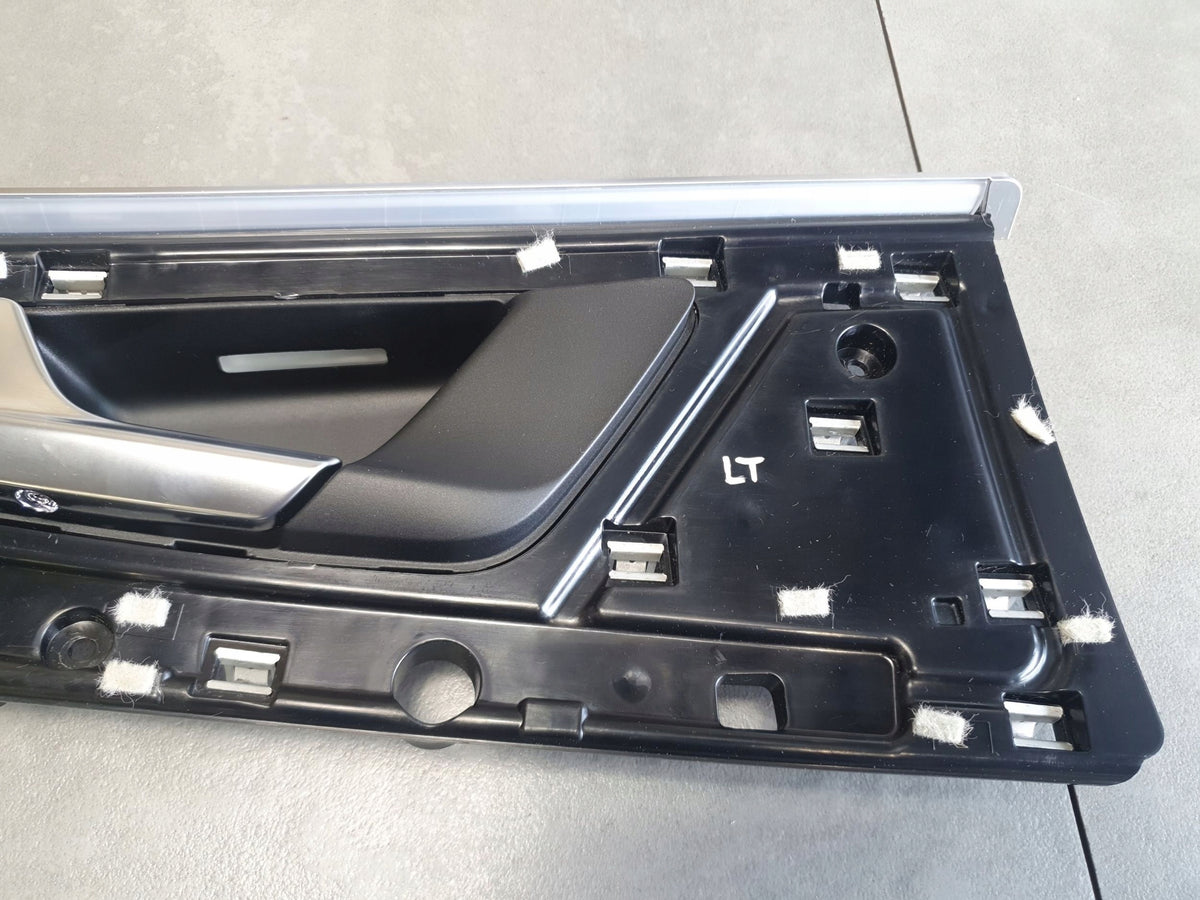 Audi Q8 Interior door handle left rear 4M0839019G