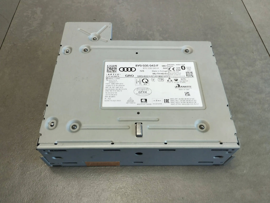 Audi S3 A3 8Y RADIO NAVIGATION 8Y0035043F