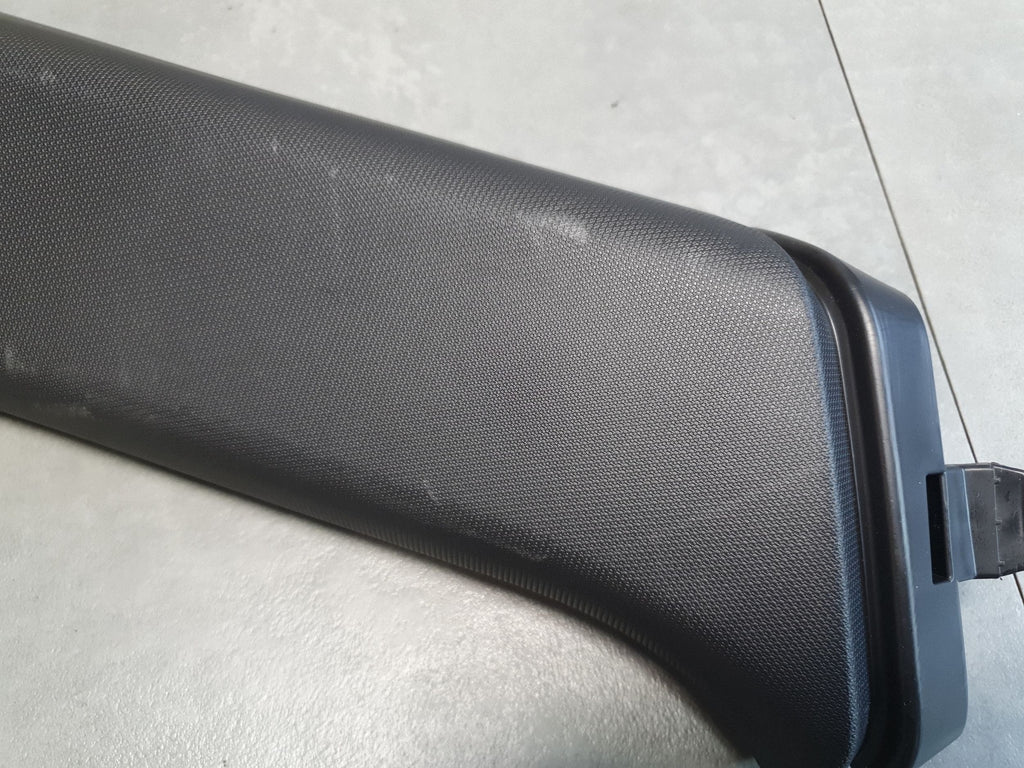 Audi SQ6 e-tron Post cover C left 85H867287