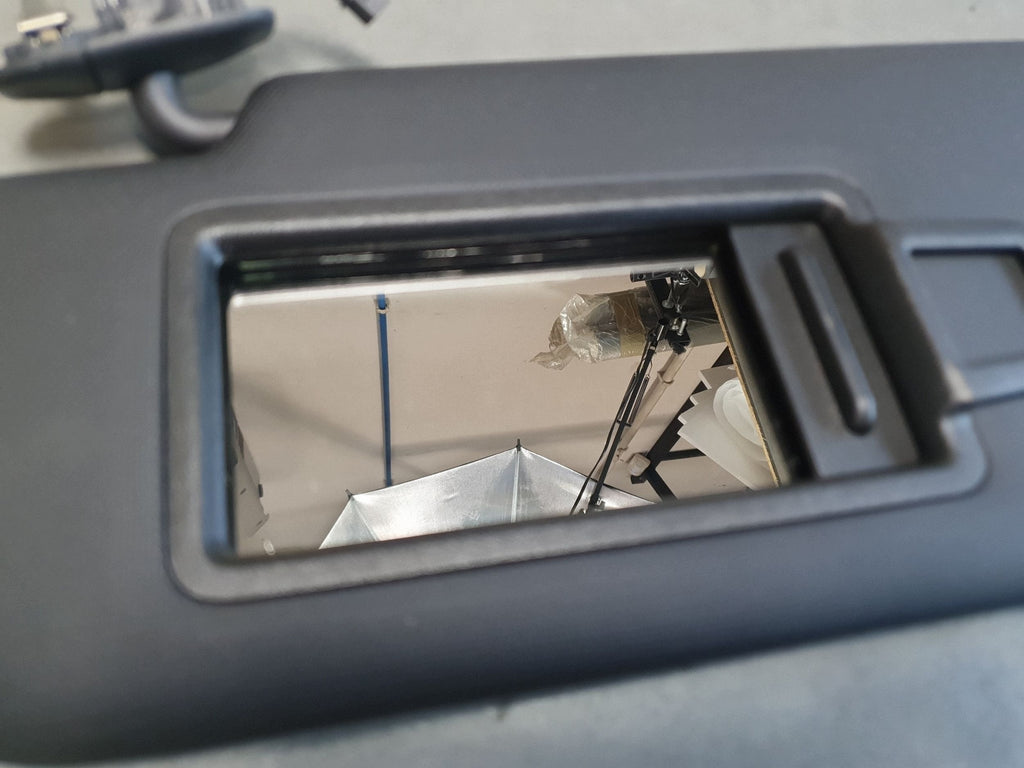 Audi SQ6 e-tron Sun visor left 85H857551B