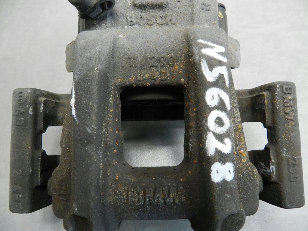 BMW 1 F20 118Xd CLAMP RIGHT REAR