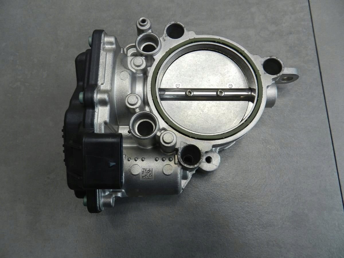 BMW 2 F22 M240i THROTTLE 8623324