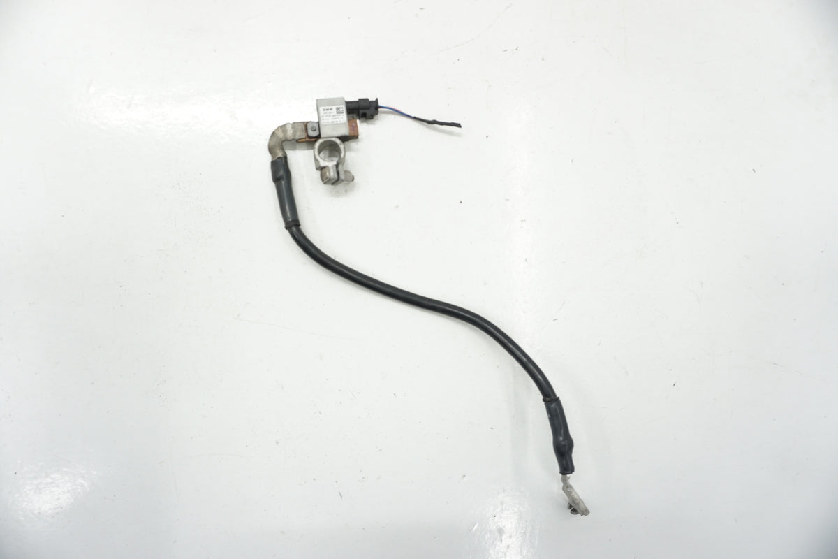 BMW 2 F46 MINUS CLAMP 9381606