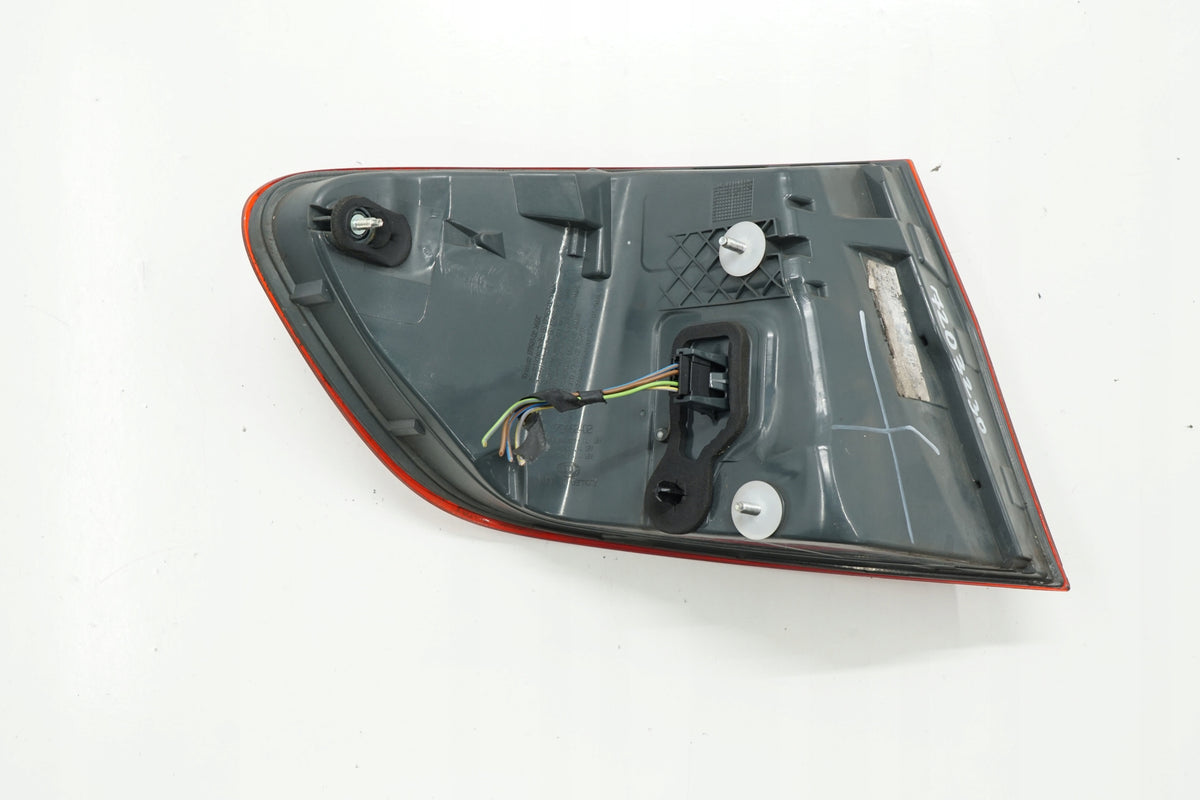 BMW 5 F10 LAMP RIGHT REAR 7203230