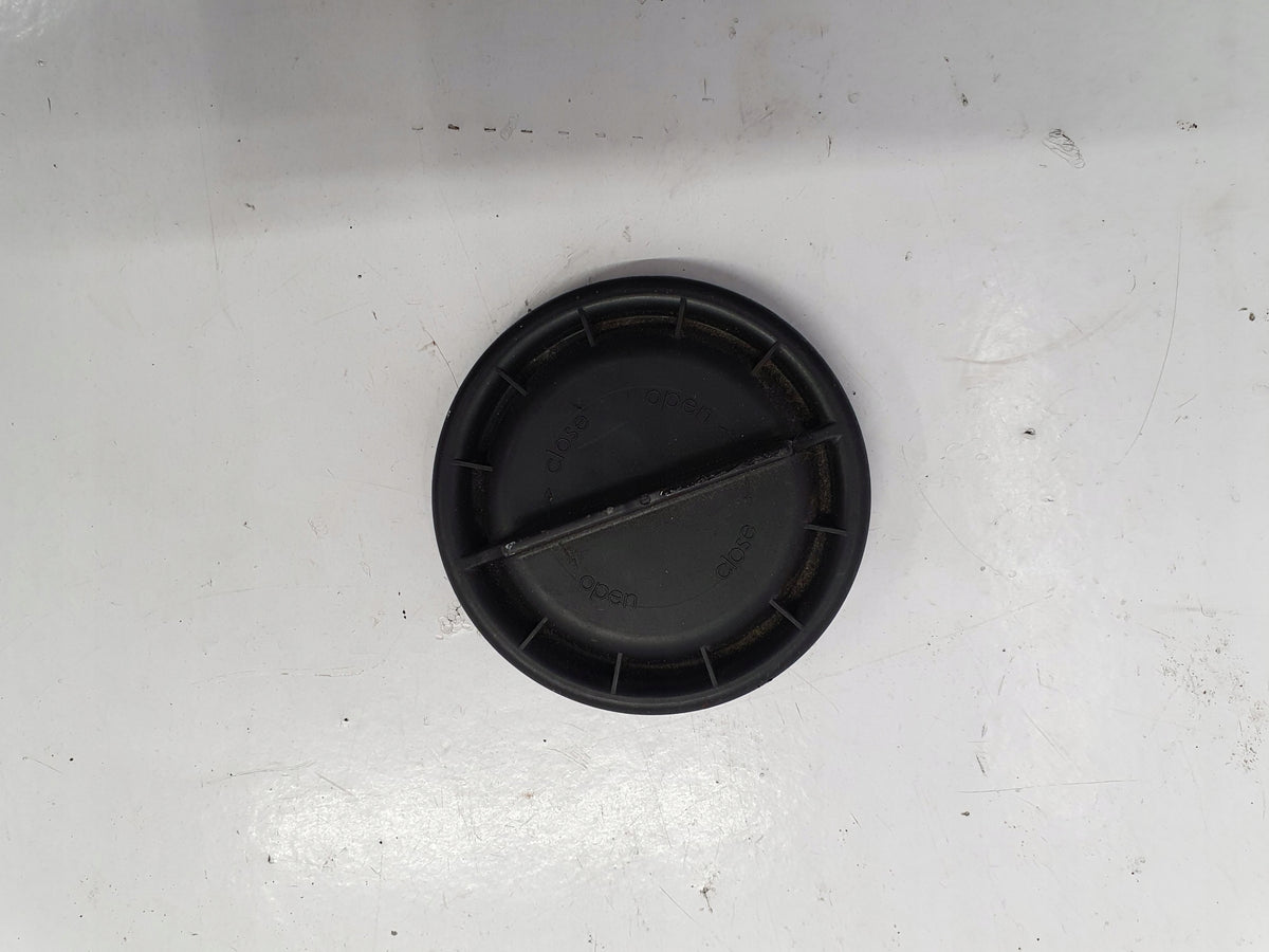 BMW 6 F06 KRYT PŘEDNÍHO SVĚTLOMETU 1305219122