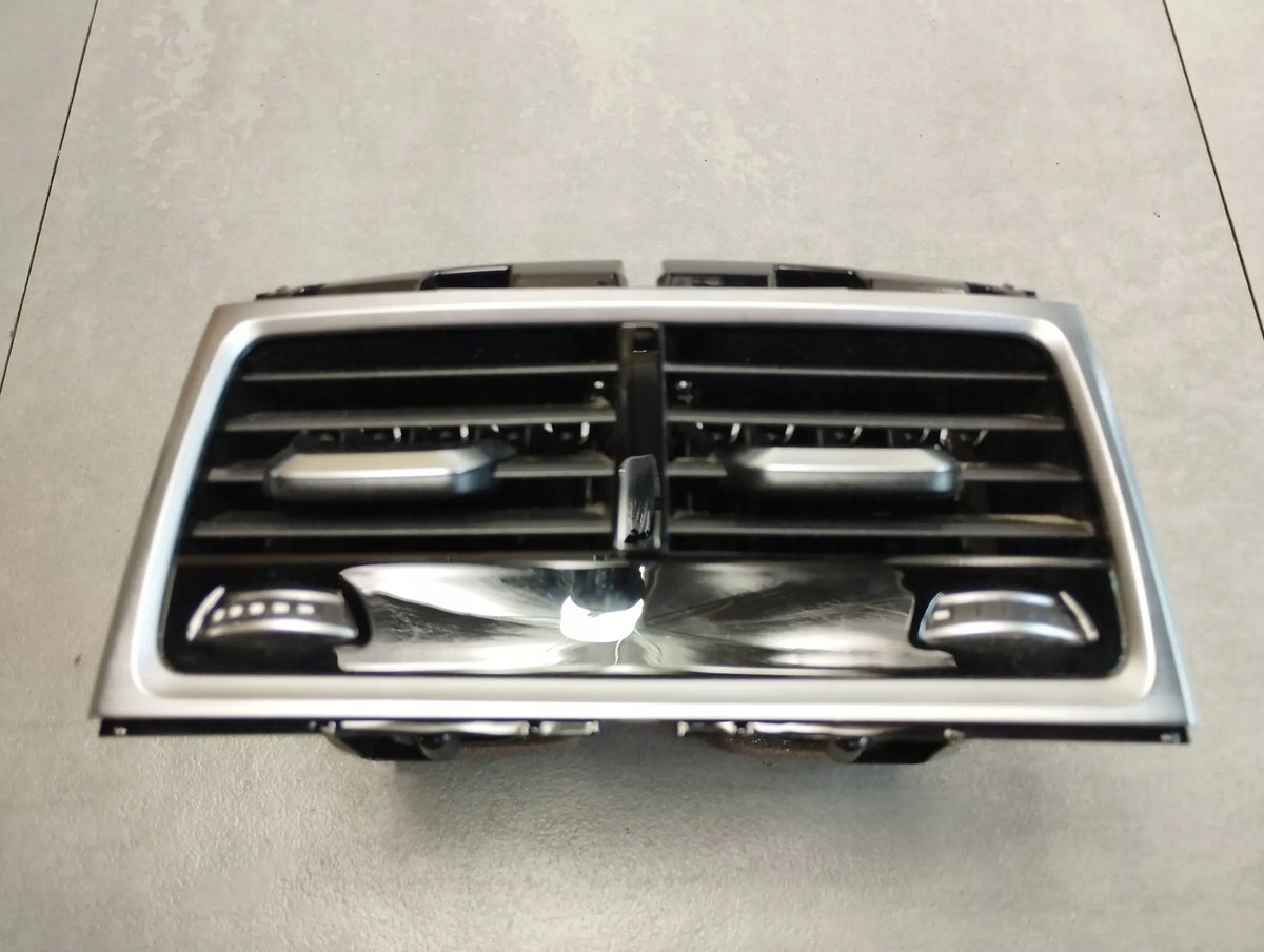 BMW 7 G11 CENTRAL AIR VENT 930174508