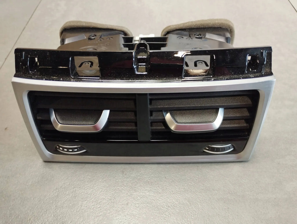 BMW 7 G11 CENTRAL AIR VENT 930174508
