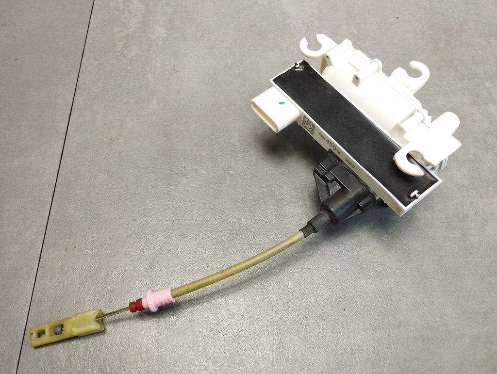 BMW 7 G11 LOCK PULL RIGHT FRONT 7368450