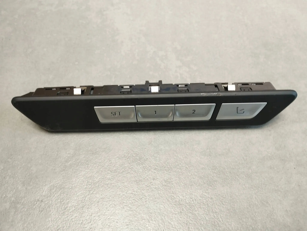 BMW 7 G11 SEAT MEMORY SWITCH 9382804