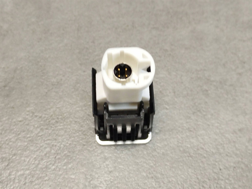 BMW 7 G11 USB PORT 9368857