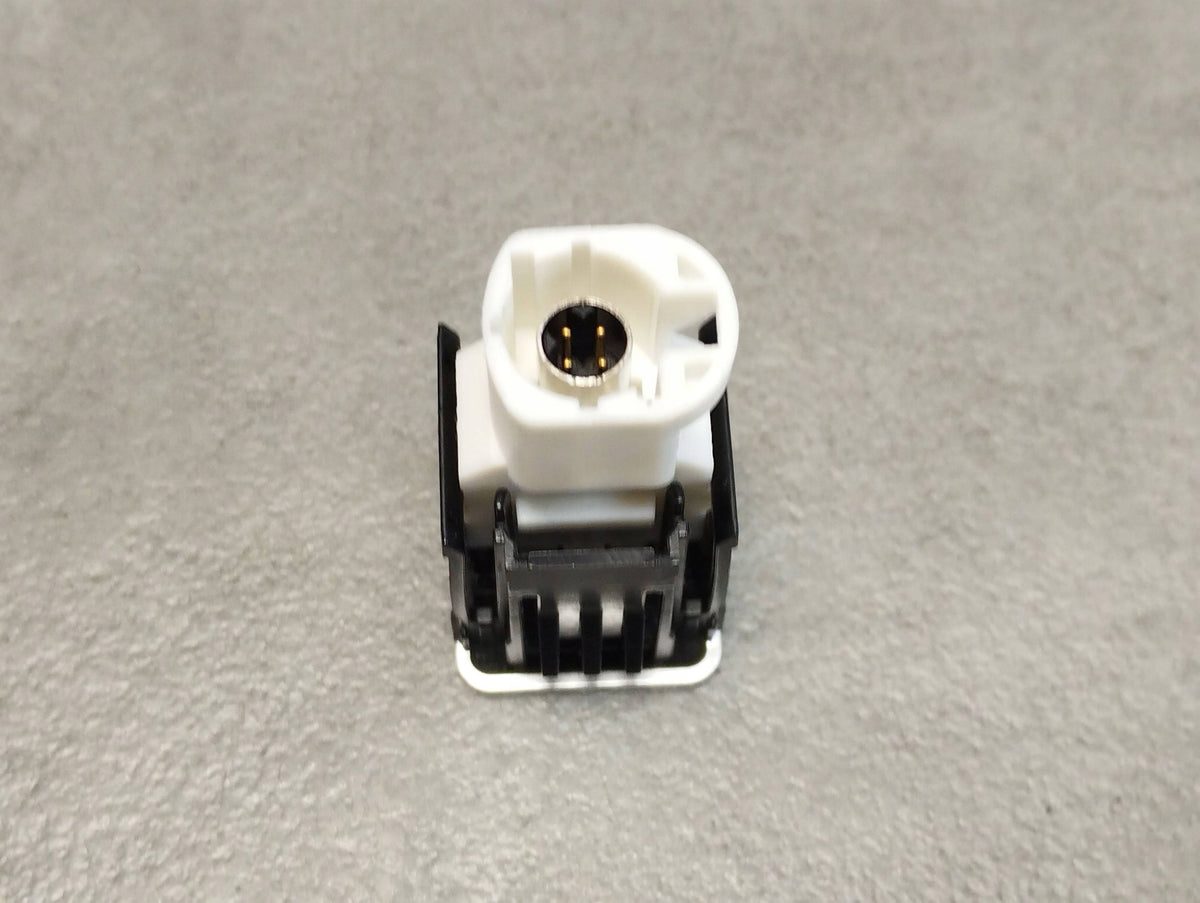 BMW 7 G11 USB PORT 9368857