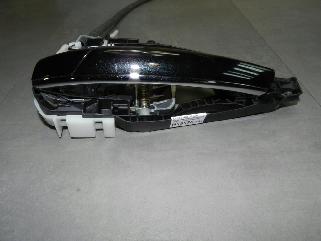 BMW 7 G12 HANDLE LEFT FRONT 475 KEYLESS