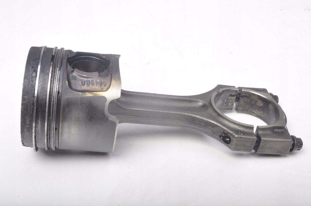 BMW E90 E91 2.0 D PISTON WITH CONNECTING ROD