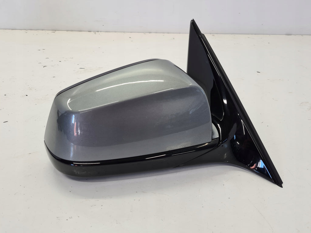 BMW F10 F11 OGLEDALO DESNO 7PIN KAMERA A52