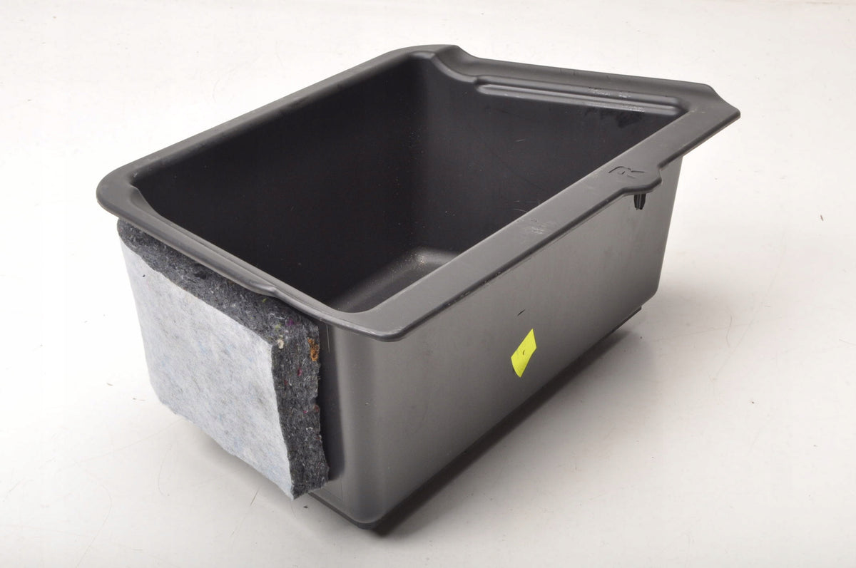 BMW I4 G26 LUGGAGE COMPARTMENT 7951242