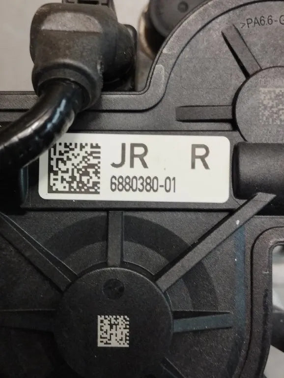 BMW X1 F48 CLAMP RIGHT REAR 6880380
