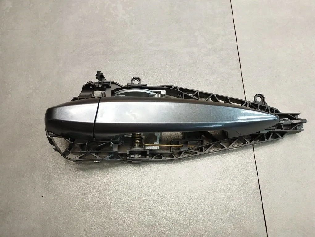 BMW X1 F48 HANDLE LEFT REAR B39 LED