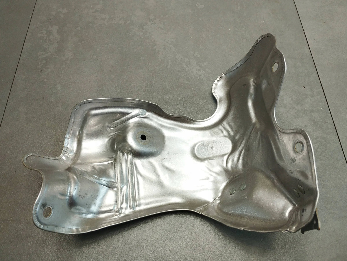 BMW X1 F48 HEAT SHIELD 8571893