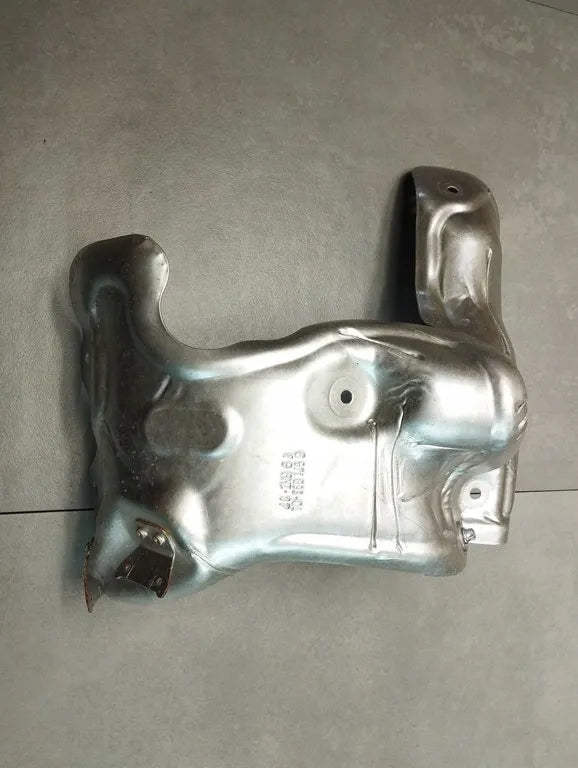 BMW X1 F48 HEAT SHIELD 8571893