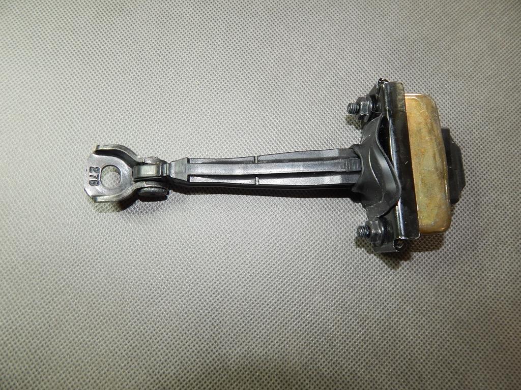 BMW X4 F26 DOOR STOP RIGHT REAR