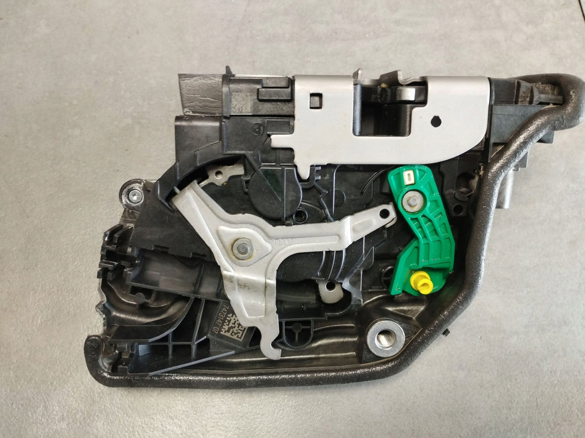 BMW X4M F98 LOCK LEFT REAR 7473147