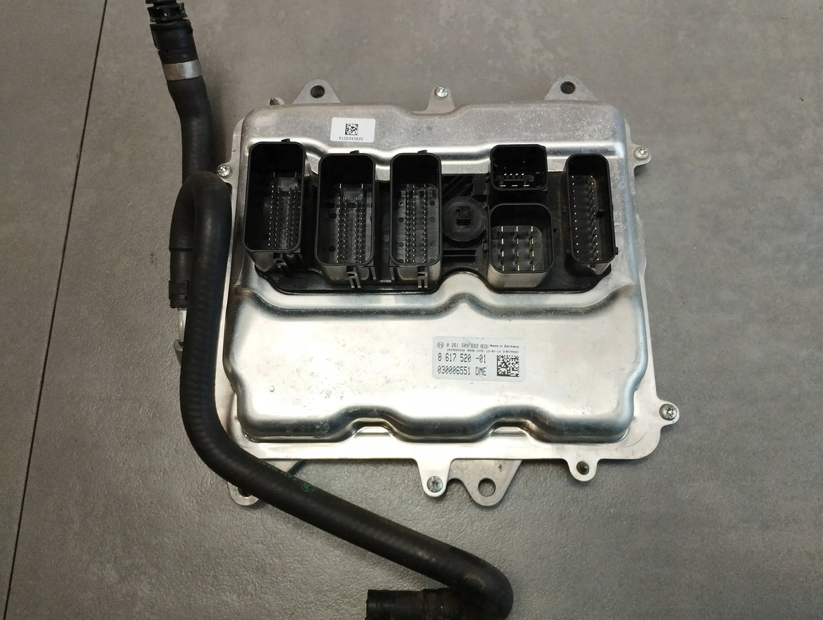 BMW X5 F15 4.4 V8 COMPUTER DRIVER 8617520